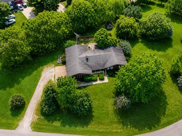 1164 Mary Jane Ct, Caro, MI 48723