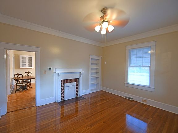 3rd image of 411 Kirksey Dr W