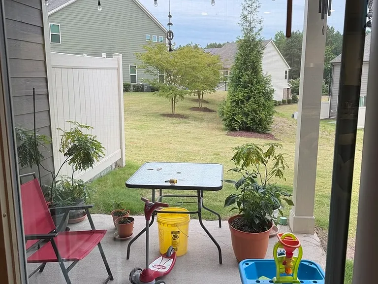 1114 Catch Fly Ln — Photo 3