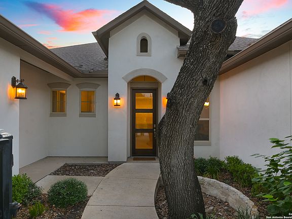 3rd image of 26319 TAWNY WAY