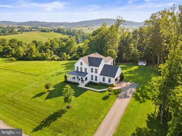 14072 Amys Meadow Ct, Leesburg, VA 20176