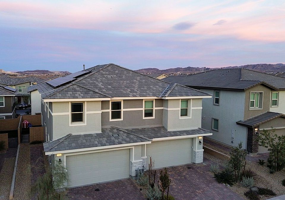 1st image of 770 Aurora Vale Pl