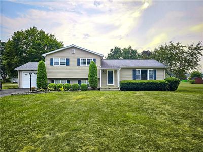 30 Suburban Dr, Elmira, NY, 14903