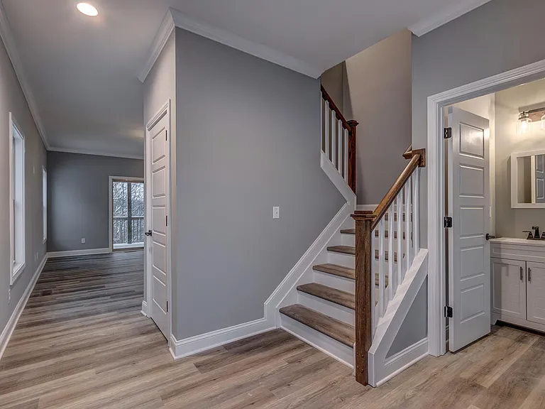 187 Westwoods Dr — Photo 5