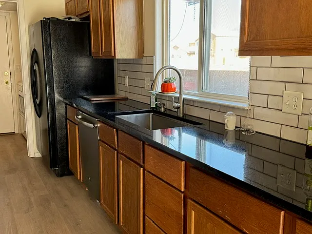 7500 Eagle Crest Ave NE — Photo 6