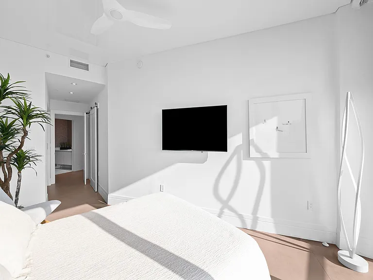 701 N Fort Lauderdale Beach Blvd #605 — Photo 24