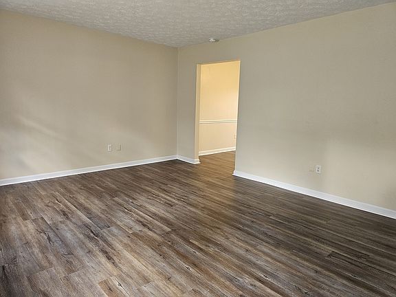 2nd image of 145 Buckingham Dr #1