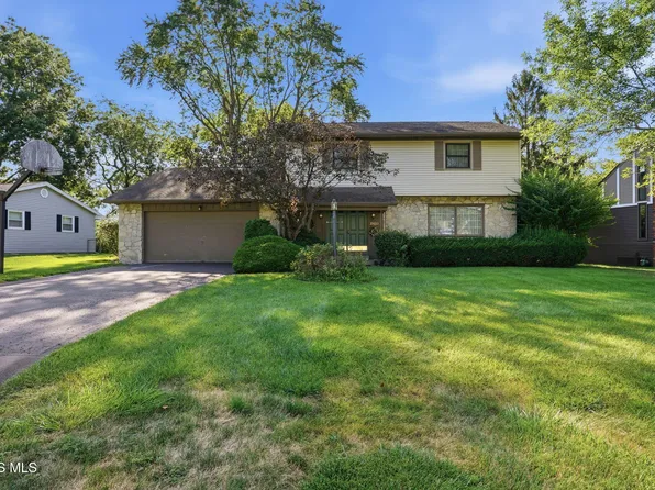 2415 Sweetwater Rd, Findlay, OH 45840