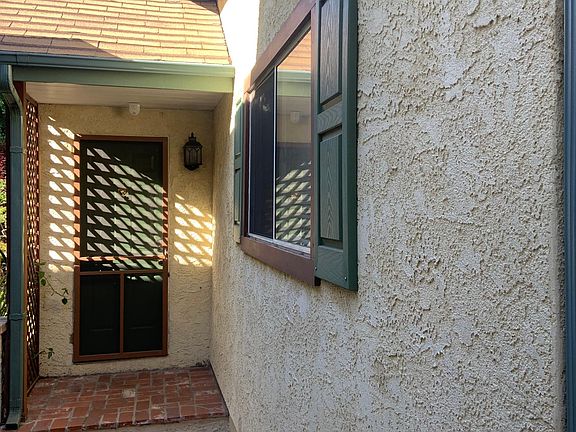 3rd image of 10857 Mount Gleason Ave #1/2