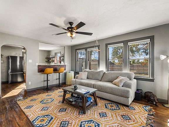 4th image of 2330 Cheyenne Ave