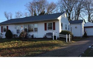 10 Elinor Ave, Stratford, NJ 08084