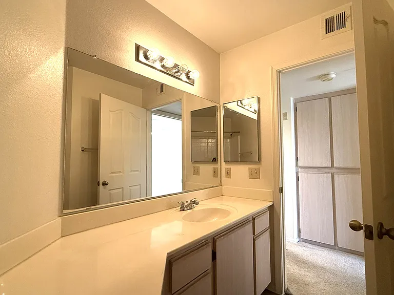 5751 N Kolb Rd #38204 — Photo 5