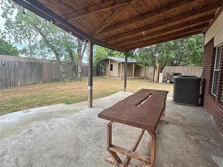 17002 Westminster Village Ct — Photo 10