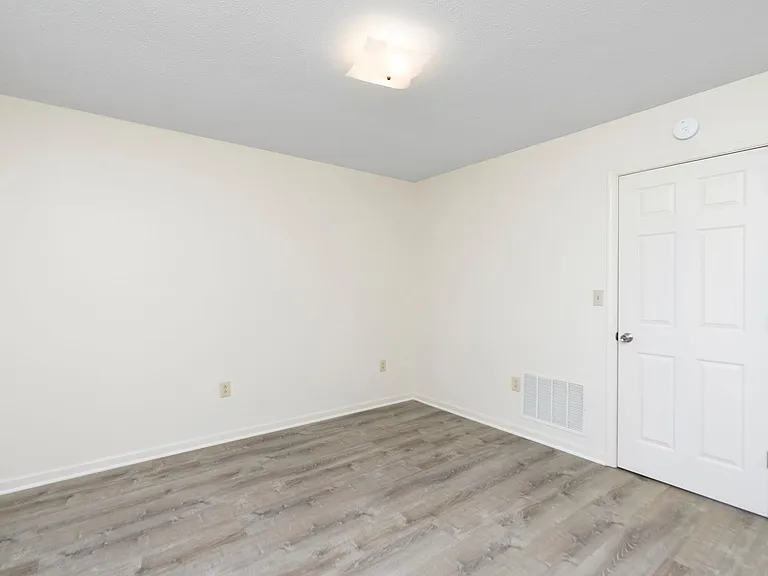 247 Elizabeth Ave #2 — Photo 9