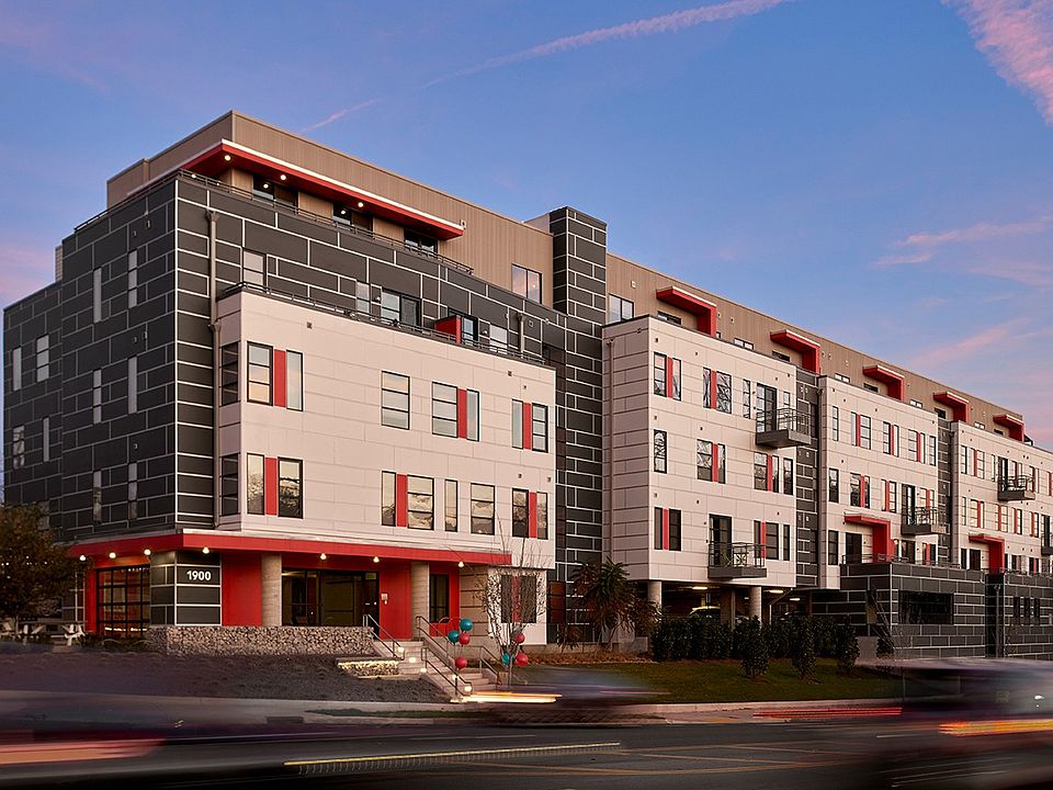 1st image of 1900 12th Ave S APT 317