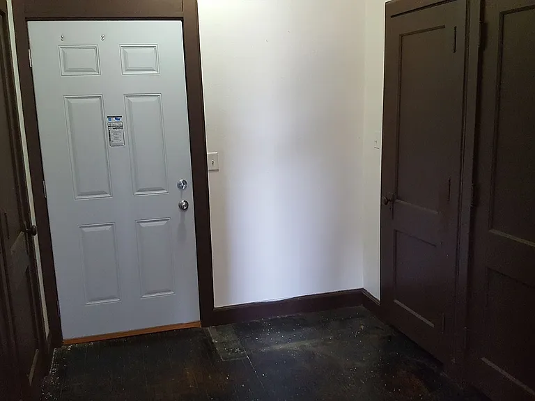605 N Main St #7 — Photo 12