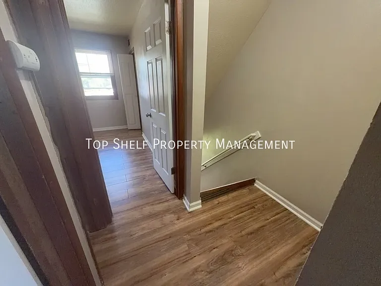 521 Hart Ave — Photo 11