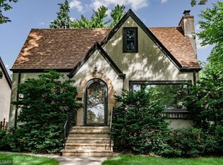 5224 W Nokomis Pkwy, Minneapolis, MN 55417