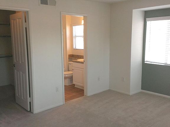 3rd image of 602 Sonoma Aisle