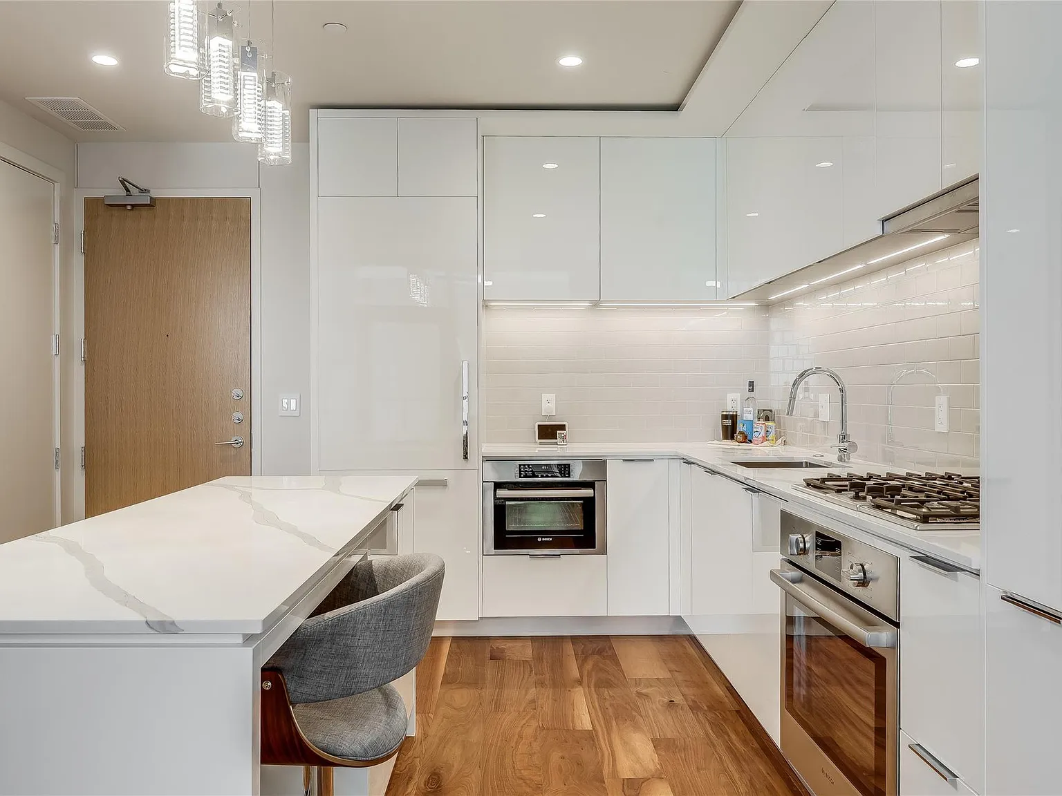 44 East Ave — Photo 3