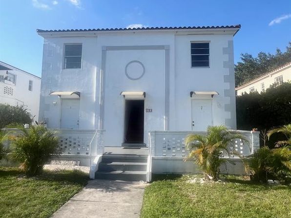 23 Sidonia Ave APT 1