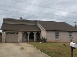 2048 Marshes Glenn Dr, Norcross, GA 30071