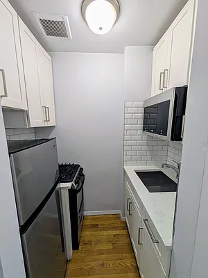 Rented by City & Suburban | media 2