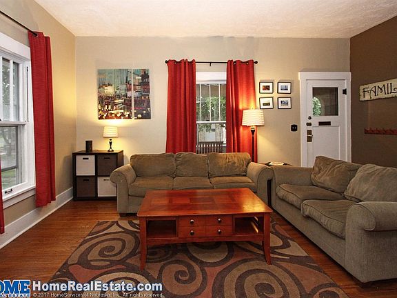 5th image of 4628 Stockwell St