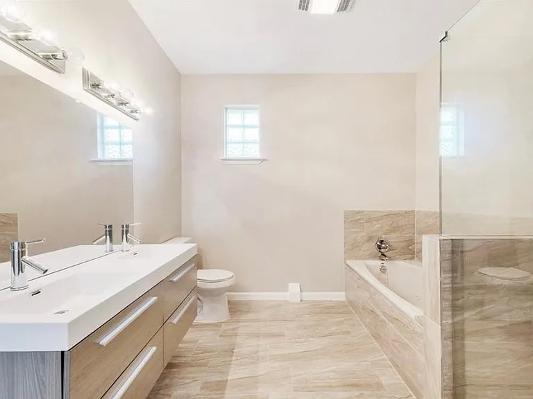 340 Southwind Rd — Photo 14