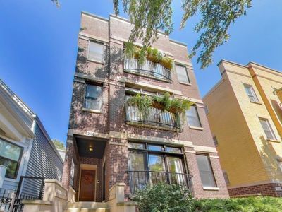 2150 W Addison St #1, Chicago, IL, 60618