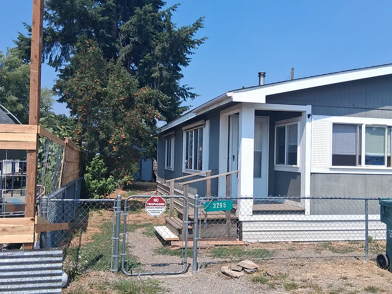 3295 W Echo Dr — Photo 1