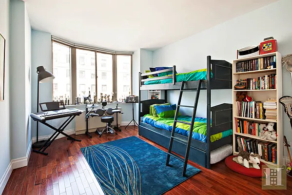 Sold by Halstead Real Estate | media 6