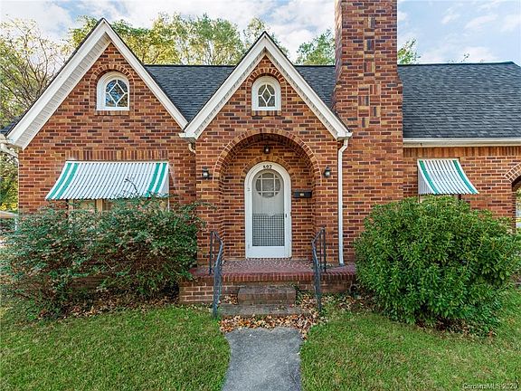 3rd image of 802 Highland Ave