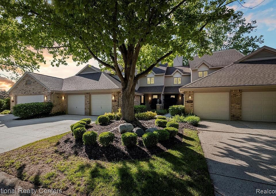 18451 Blue Heron Dr E, Northville, MI 48168 Zillow