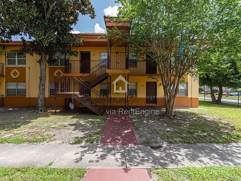748 Wyman Ct #1 — Photo 1