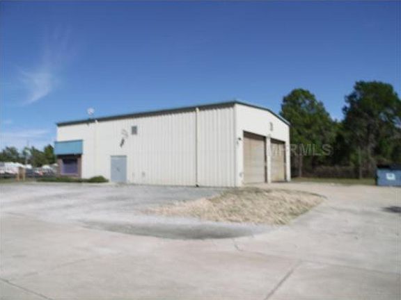 2nd image of 2390 E International Speedway Blvd