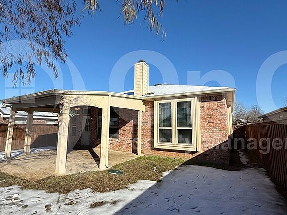 4th image of 501 Port Arthur Dr