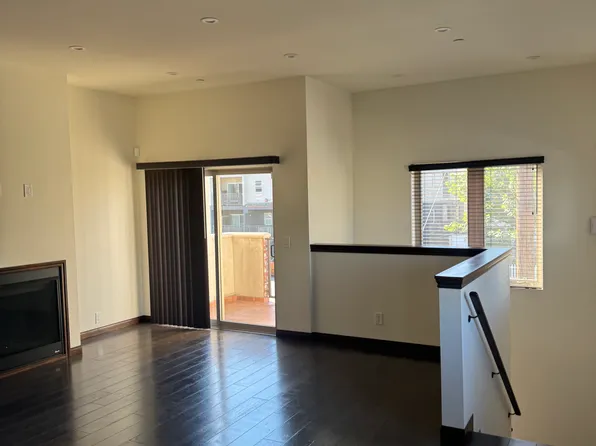 14947 W Magnolia Blvd, Van Nuys, CA 91411