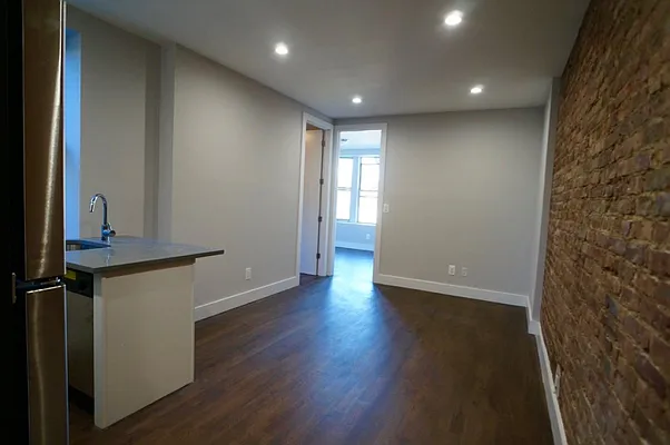 Rented by Bohemia Realty Group | media 22