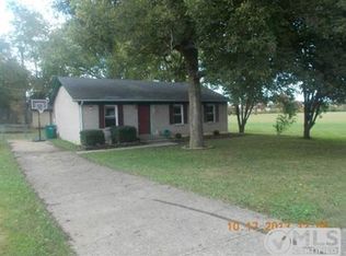 207 Bo Peep Ln, Clarksville, TN 37042