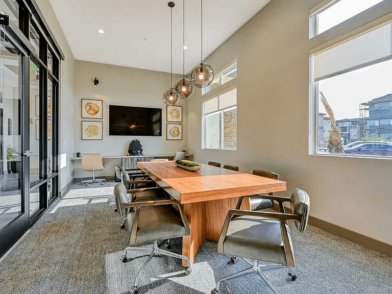 Brookfield Apartments — Photo 16