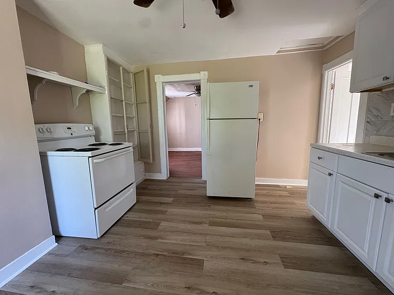 28 Durant Terrace - Red Pod — Photo 3