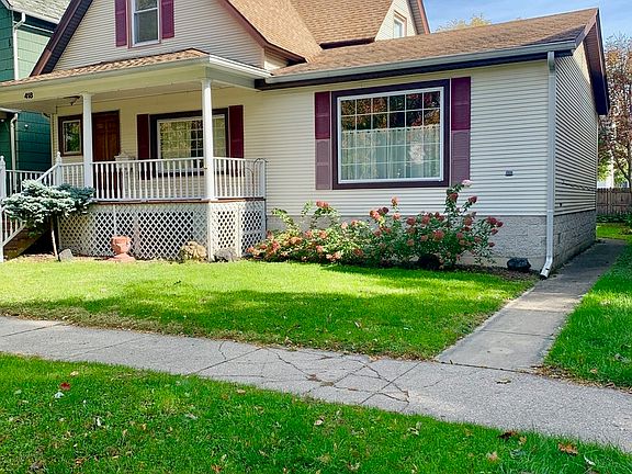 2nd image of 418 Thomas Ave