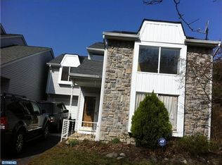 45 Winchester Dr, East Windsor, NJ 08520