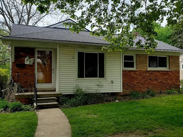 303 Pennell St, Northville, MI 48167