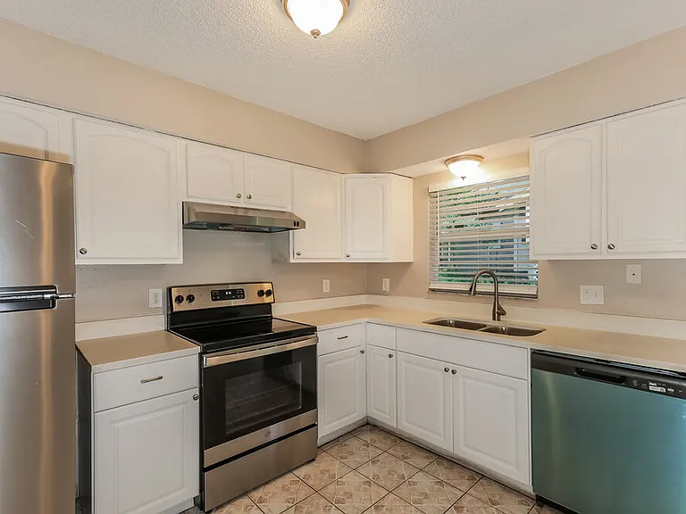 37340 Carter Ave — Photo 8