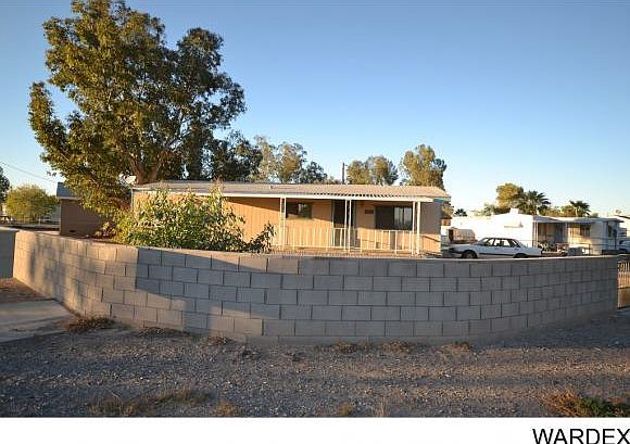 2nd image of 10079 Gwen St