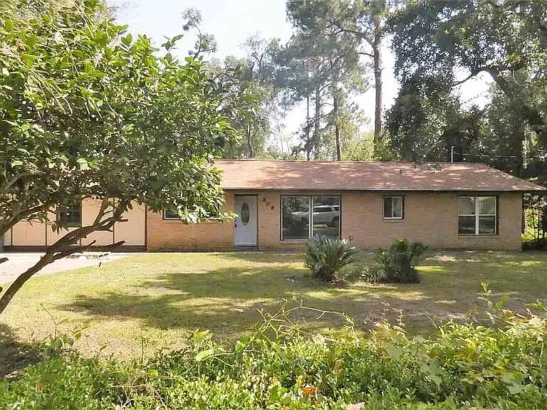 3 bed, 2.0 bath, 1814 sqft, $1,650 — Photo 3
