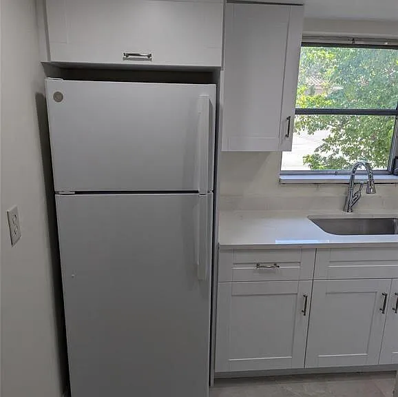 5220 NE 14th Way — Photo 6