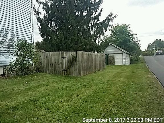 4th image of 58 E Depot St